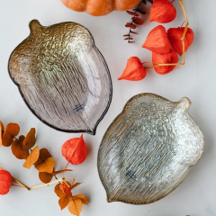 Блюдо "Желудь" 21х15 см, цвет дымчатый