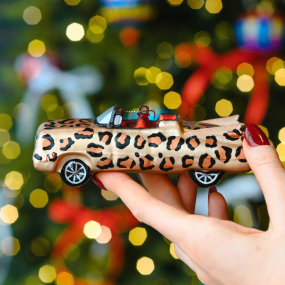 Новогодняя игрушка "Леопардовый кабриолет" 9,7 см