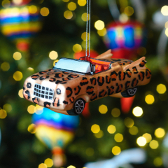 Новогодняя игрушка "Леопардовый кабриолет" 9,7 см