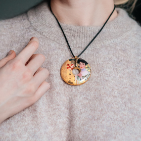 Подвеска "Адель Блох-Бауэр" 5 см