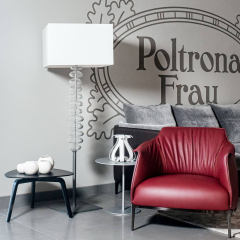 Лампа напольная Poltrona Frau Fede