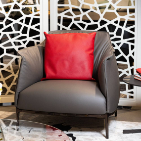 Кресло Poltrona Frau Archibald, Seppia