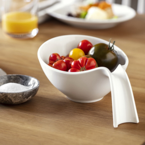 Салатник с ручкой Flow  600 мл