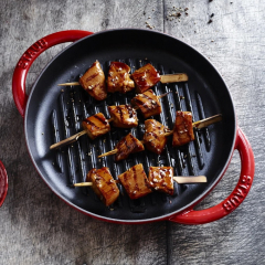 Сковорода-гриль круглая с двумя ручками Grills 22 см, вишневая