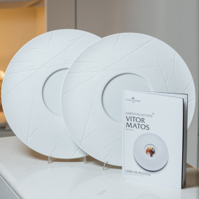 Набор блюд сервировочных Chef’s Collection 33 см, 2 шт + книга рецептов от Vitor Matos