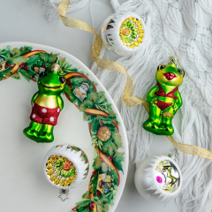 Игрушка на елку "Пляжная вечеринка (лягушка)" 10,5 см
