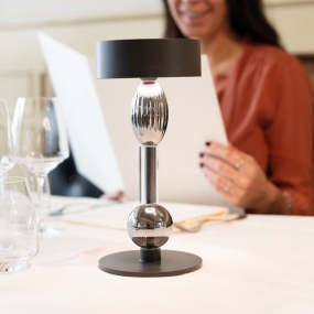 Лампа настольная Zafferano Royal Family Wi-Fi Pro 28 см, цвет титановый