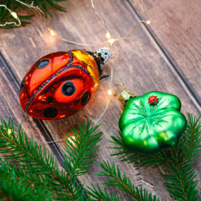 Новогодняя игрушка "Божья коровка" 8,5 см