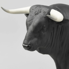 Статуэтка "Испанский бык" 22х32х13 см