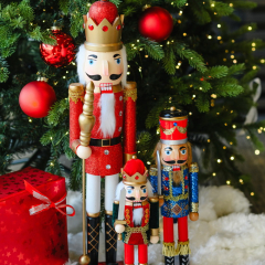 Фигурка "Щелкунчик в блестках" 39 см, цвет синий