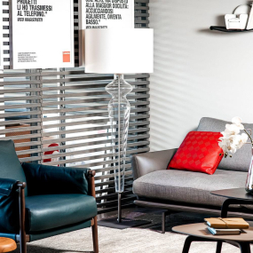 Лампа напольная Poltrona Frau Holly