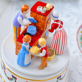 Шкатулка музыкальная Hutschenreuther Christmas feast 16 см