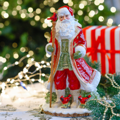 Фигурка "Санта с посохом" 16х27 см