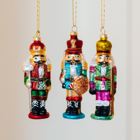 Новогодняя игрушка "Щелкунчик зеленый" 12 см