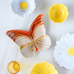 Тарелка салатная Cloudy Butterflies by Claudia Schiffer 31,1х25,4 см