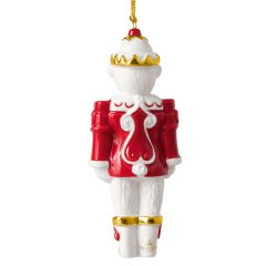 Елочная игрушка Villeroy & Boch Christmas Classics "Медведь-щелкунчик 2026" 11,5 см