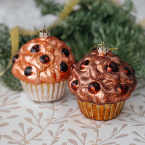 Новогодняя игрушка "Маффин ванильный" 11 см