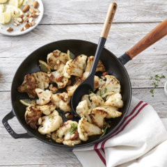 Сковорода "Винтаж" с деревянной ручкой 28 см, черная