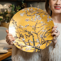 Тарелка декоративная "Цветущие ветки миндаля" 36 см, цвет золото
