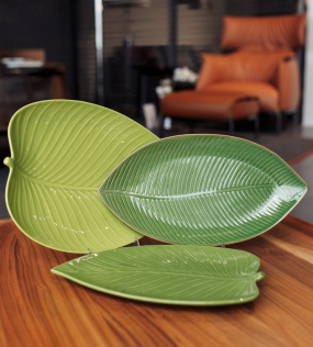 Блюдо-лист Relief Zaira 34х18 см