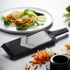 Терка V-образная c двумя насадками Violi 32,3х8 см