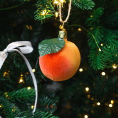 Игрушка на елку "Персик" 7 см