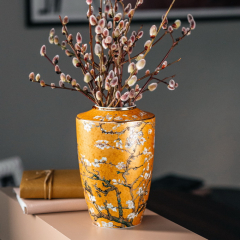 Ваза "Цветущие ветки миндаля" 24 см, цвет золото