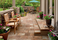 Плитка для террасы и придомовых территорий: что нужно знать