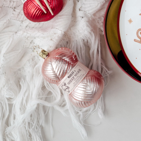 Игрушка на елку "Моток шерсти" 11 см, цвет розовый