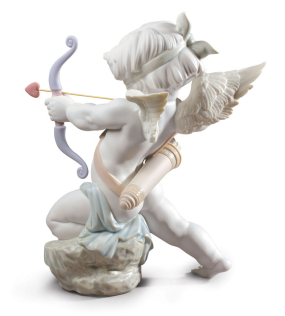 Статуэтка "Прямо в сердце" 26х24х17 см