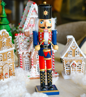Фигурка "Щелкунчик с красно-синим барабаном" 37 см