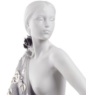 Статуэтка "Обнаженная с шалью" 43х30х27 см