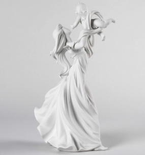 Статуэтка Lladro "Моя маленькая радость" 29x46x16 см