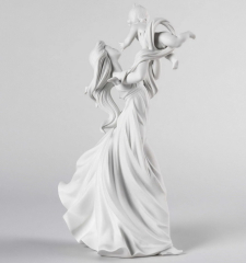 Статуэтка Lladro "Моя маленькая радость" 29x46x16 см