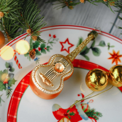 Игрушка на елку "Рок-гитара" 12 см