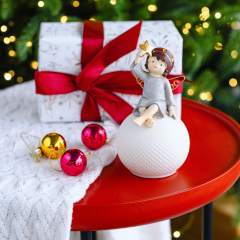 Фигурка с подсветкой "Ангел на шаре" 15 см