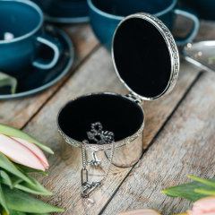 Шкатулка круглая Vera Wang With Love Nouveau Pearl 8,2х4,5 см