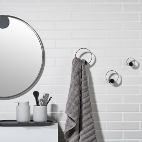 Полотенцедержатель круглый Zone Hoooked on rings 332026, 7,6 см, черный