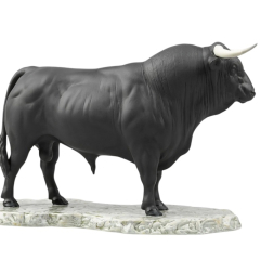 Статуэтка "Испанский бык" 22х32х13 см