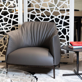 Кресло Poltrona Frau Archibald, Seppia