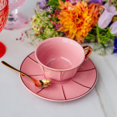 Чашка кофейная с блюдцем Vintage 200 мл, розовая