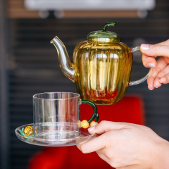 Чашка чайная с блюдцем "Улитка" Fruits & Flowers 300 мл