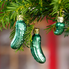 Игрушка на елку "Огурец" 10,5 см