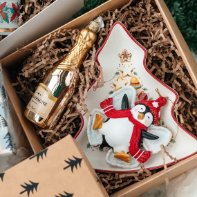 Игрушка на елку "Ангел-пингвин на снегу" 10,4 см