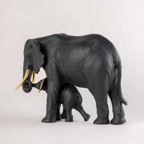 Статуэтка "Показывая путь. Слоны" 27х36х14 см