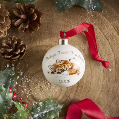 Елочный шар Wrendale Designs Christmas "Baby's First Xmas 2026" 7 см