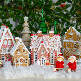 Фигурка "Пряничный домик" с подсветкой 23х20х15 см