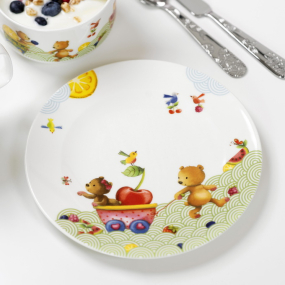 Тарелка столовая Hungry as a Bear 22 см