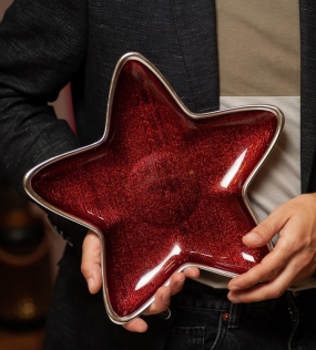 Блюдце "Звезда" 29 см, красное