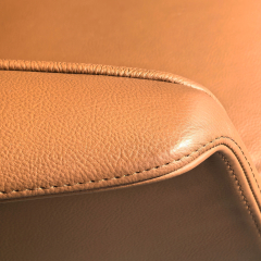 Кресло офисное Poltrona Frau Downtown Executive, Tonka